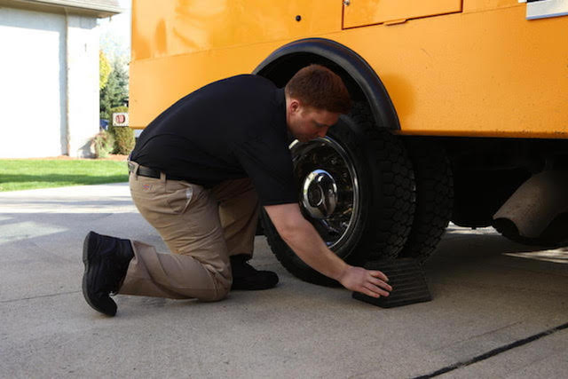 stanley-steemer-van